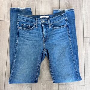 Levi's 314 Shaping Straight jeans size 26